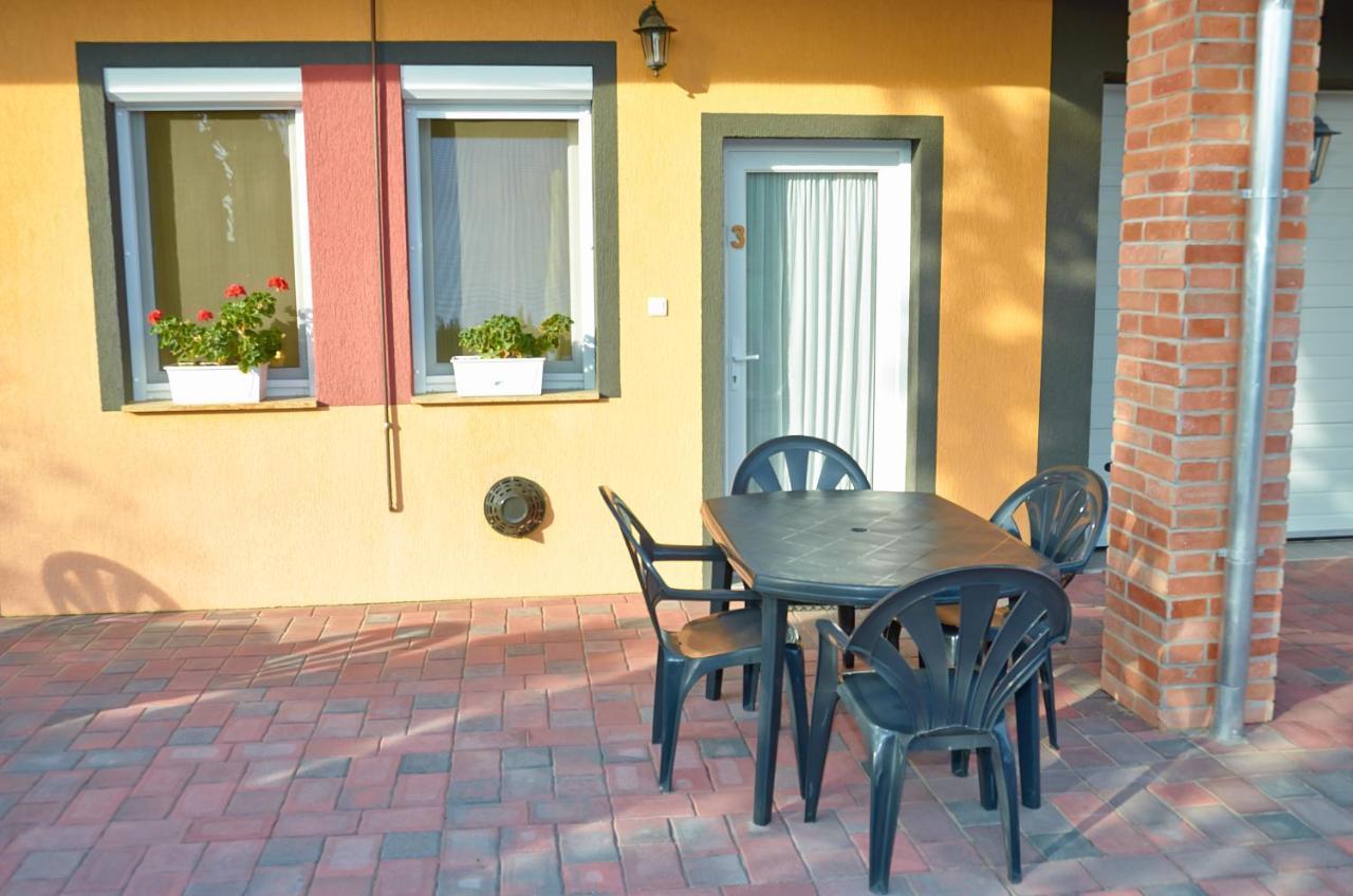 Homokhati Apartman Morahalom Ngoại thất bức ảnh